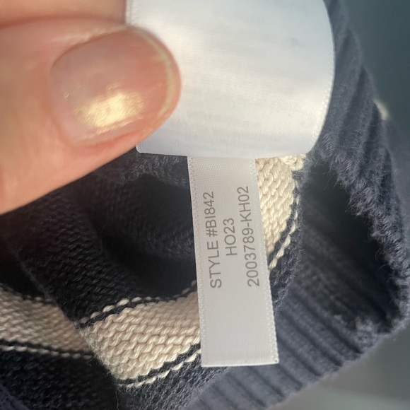 J Crew Men’s Navy Cream Striped 100% Cotton Crew Neck Sweater Size Medium - Picture 8 of 10